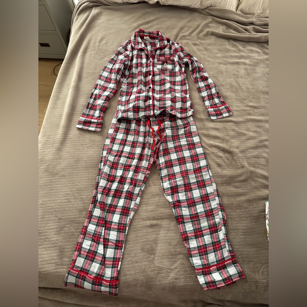 Disney Flannel Christmas Pajamas - Women’s XS